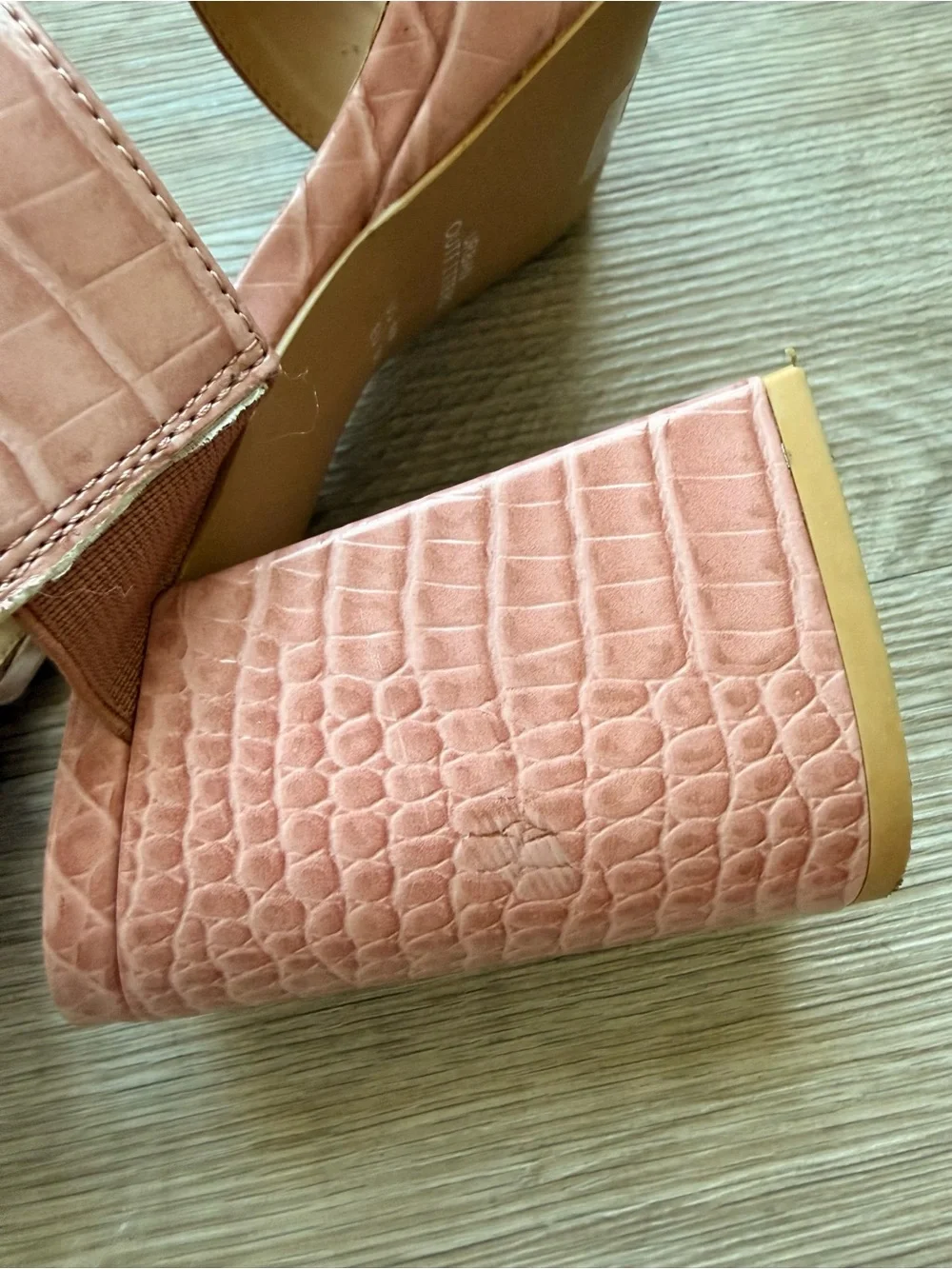 Urban Outfitters Pink Rachel Croc Strappy Platform Heel Shoes Size 6